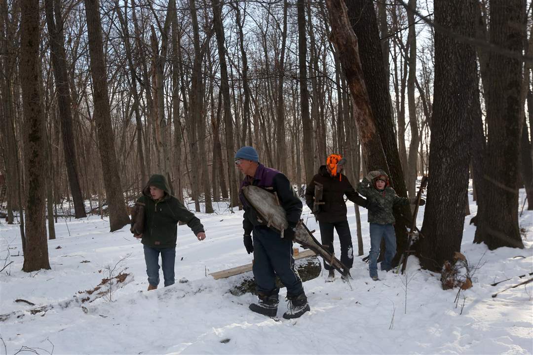 SNOWSHOE22-Larry-Lindsay