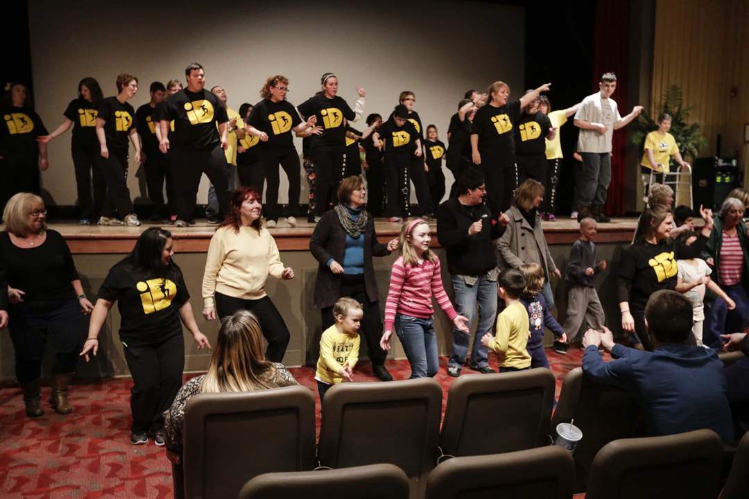 FE-DANCE4p-Maumee-Indoor-Theater