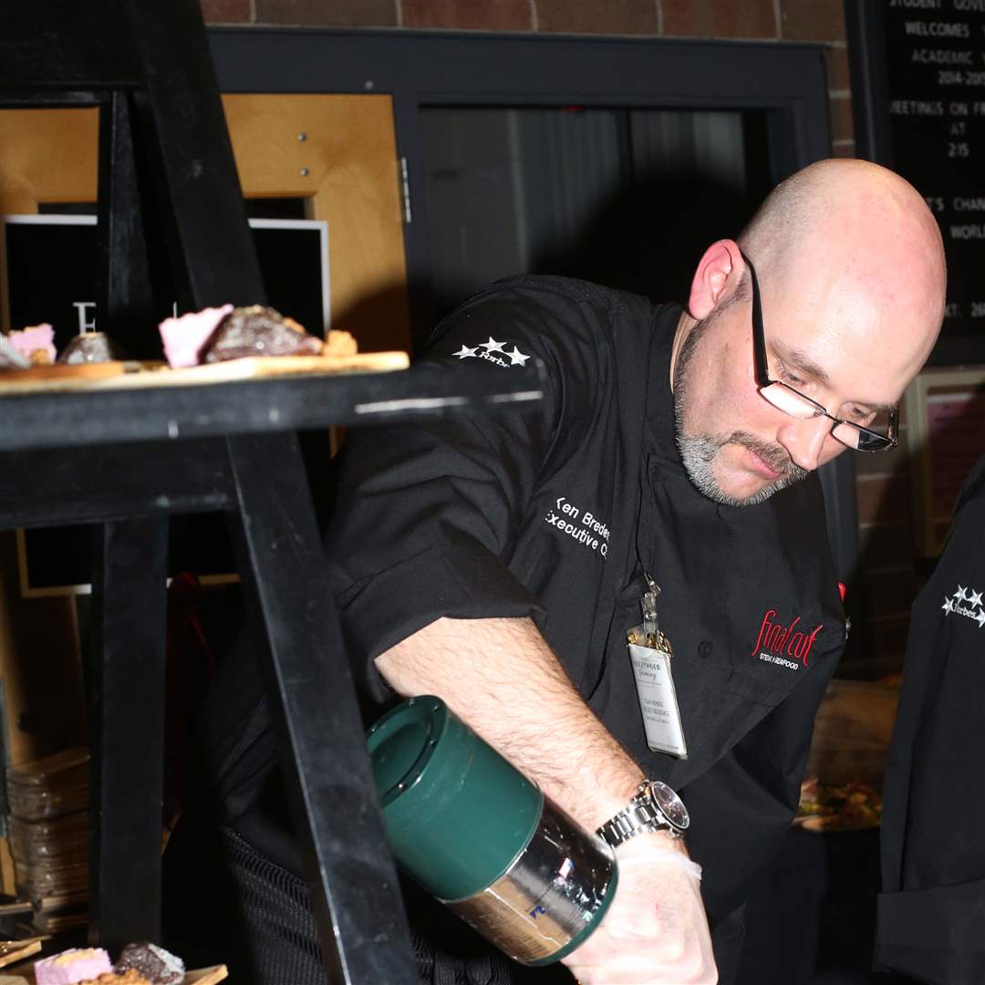 SOC-oscar22p-Ken-Bredeson