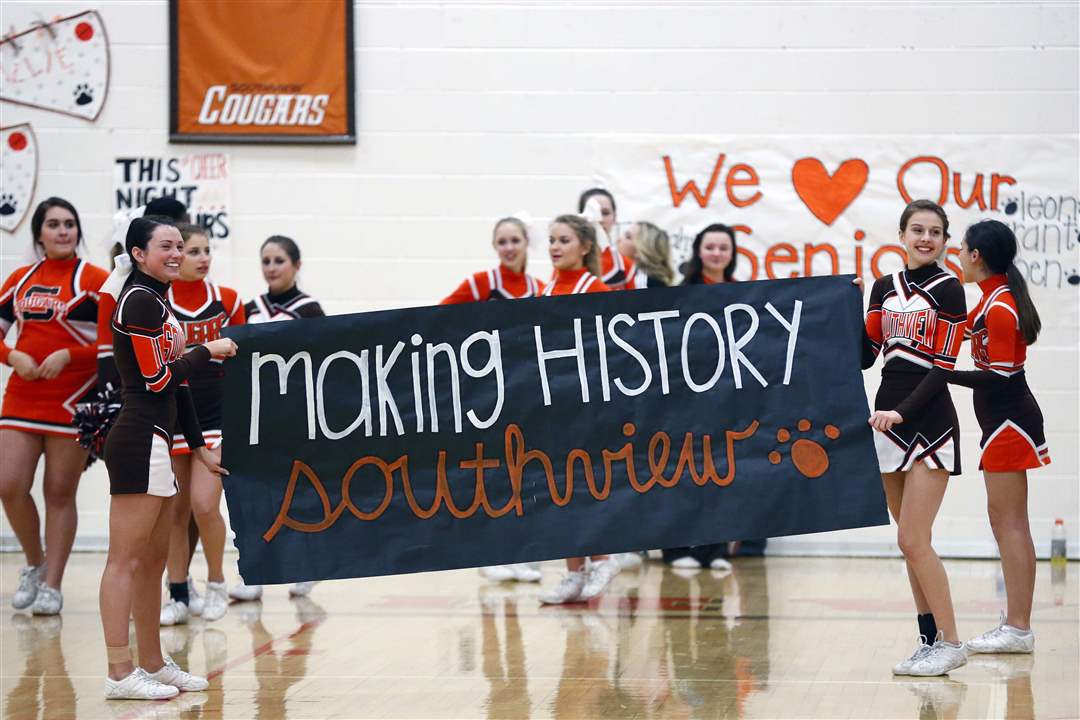 Cheerleaders-SPT-southview28p