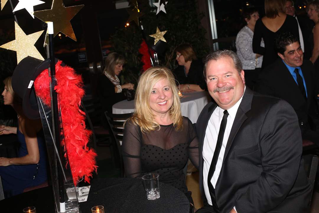 SOC-oscar22p-Sue-and-Mike-Frost