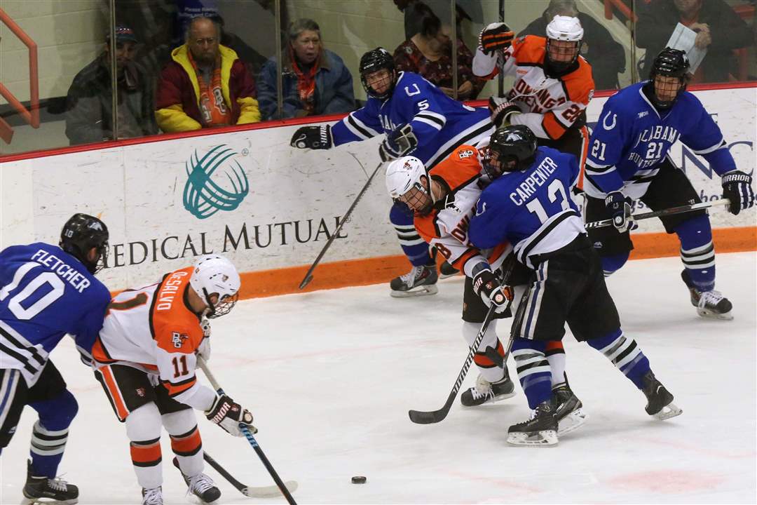 BGhockey7p-Alex-Carpenter