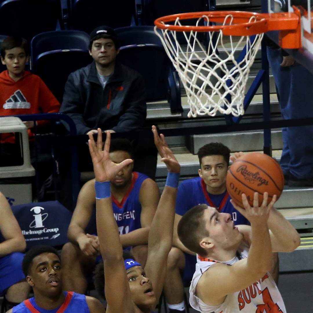 DivIboysDistricts13p-Ben-goes-up