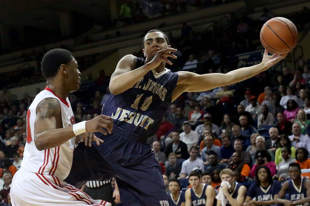 DivIboysDistricts13p-saved-ball