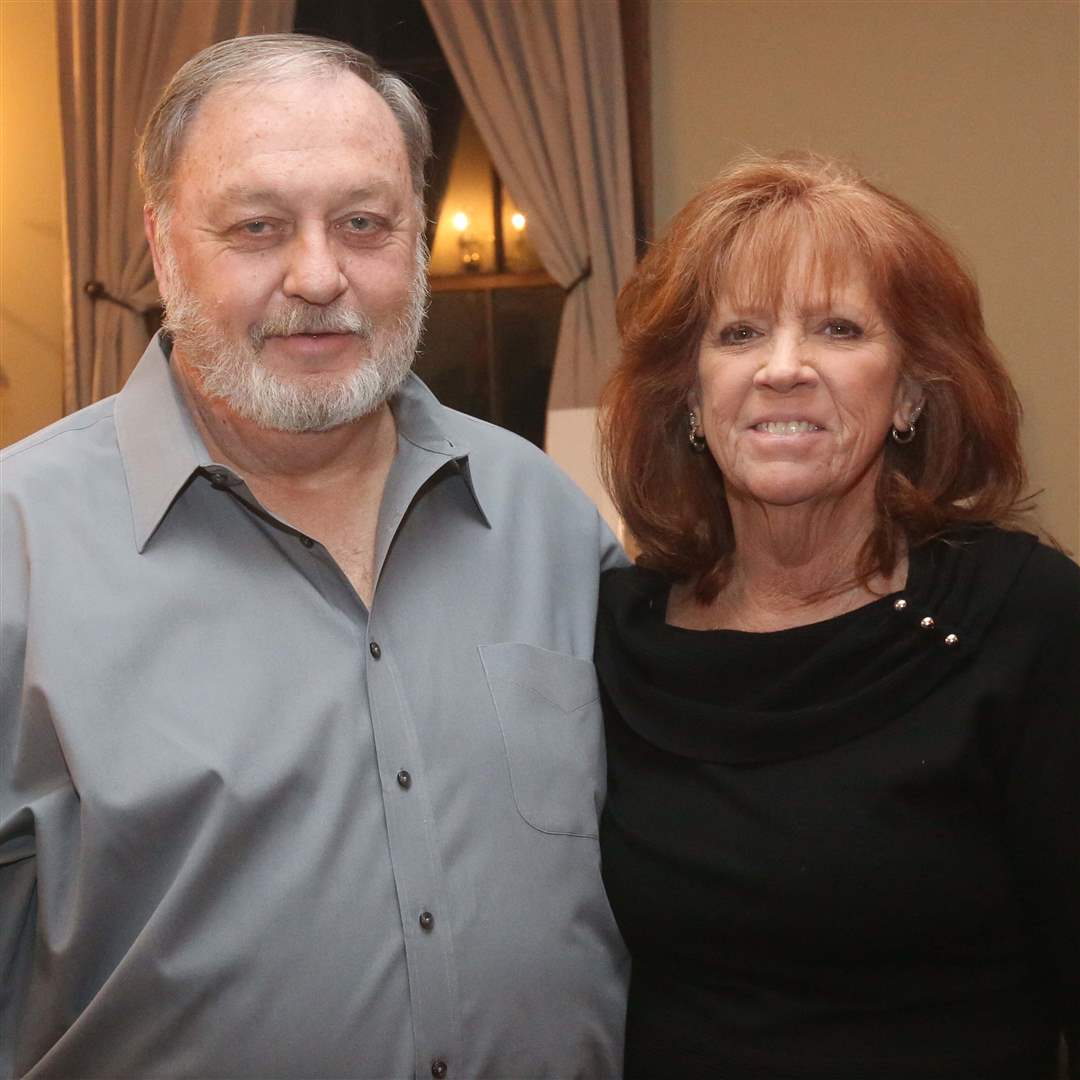 SOC-paws07p-Pat-Nicely