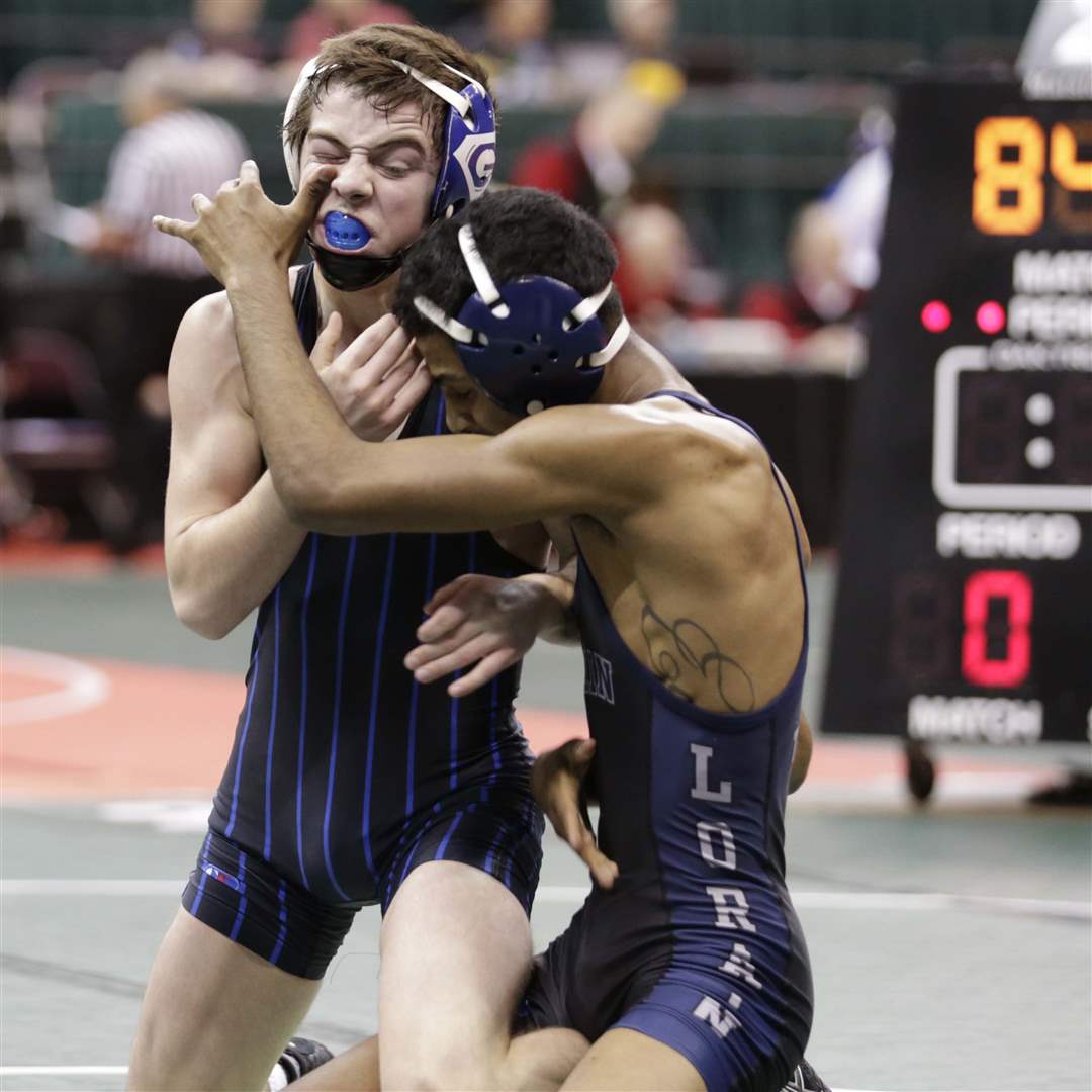 SPT-statewrestling-Devione-Edwards