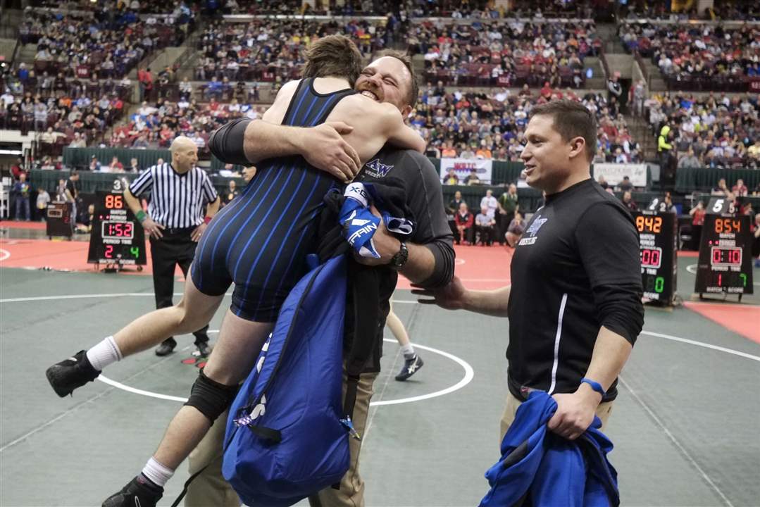 SPT-statewrestling-Ryan-Donley