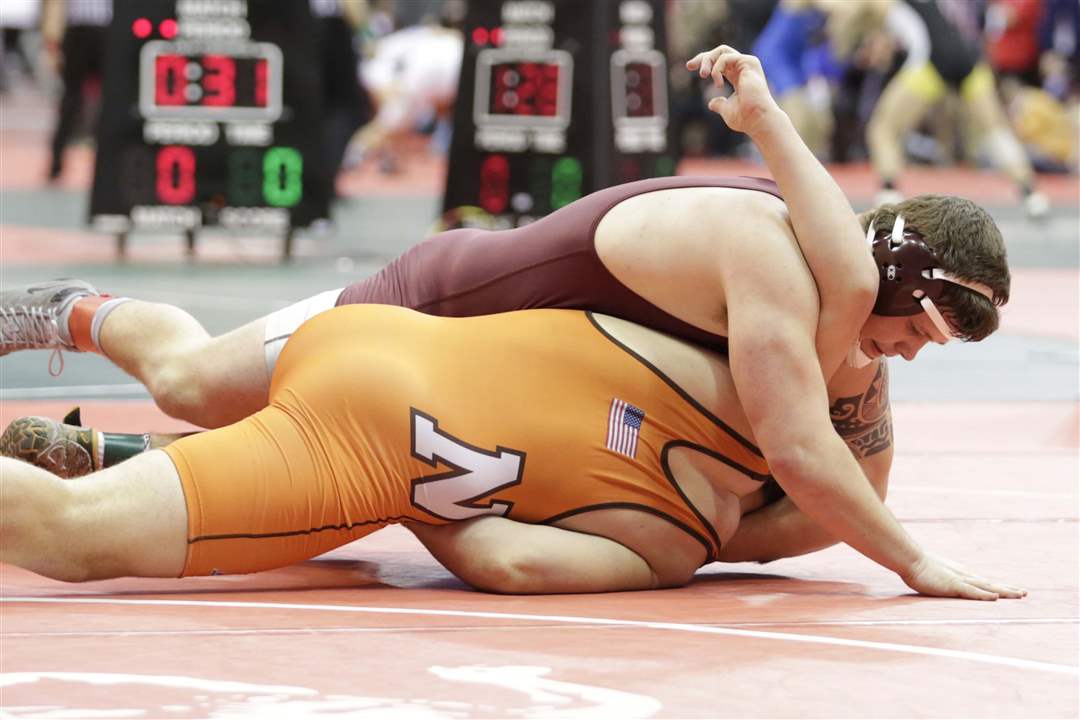 SPT-statewrestling-pin-220