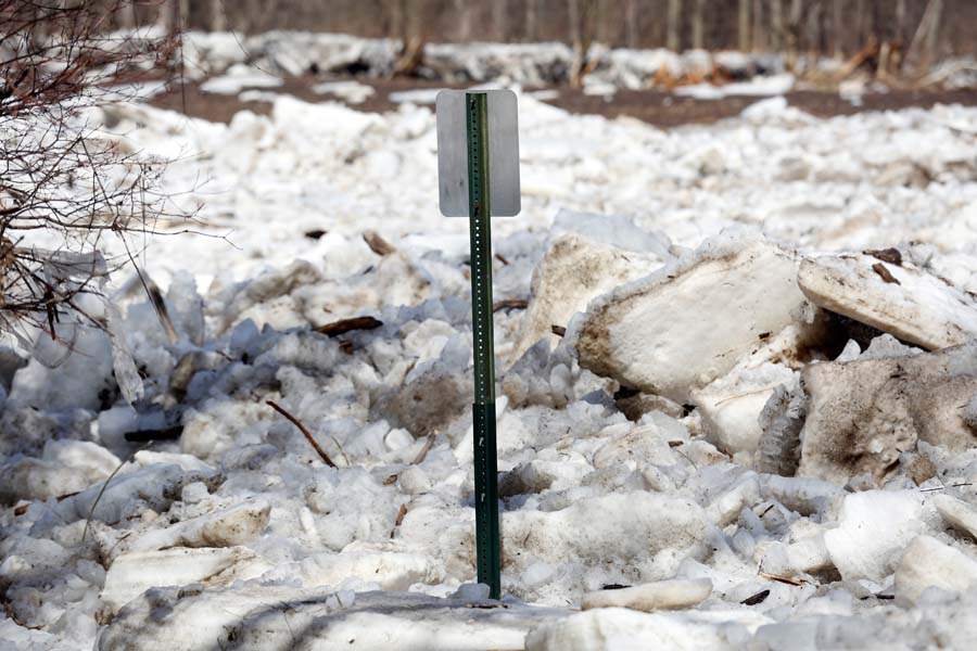 CTY-ice-ice-and-sign