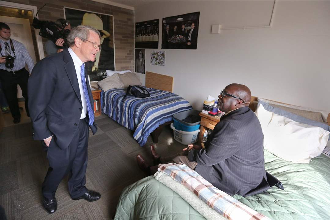 CTY-recovery17p-room