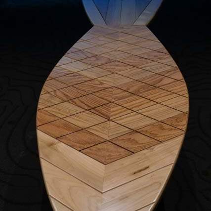 FEA-aquarium06p-fish-bench