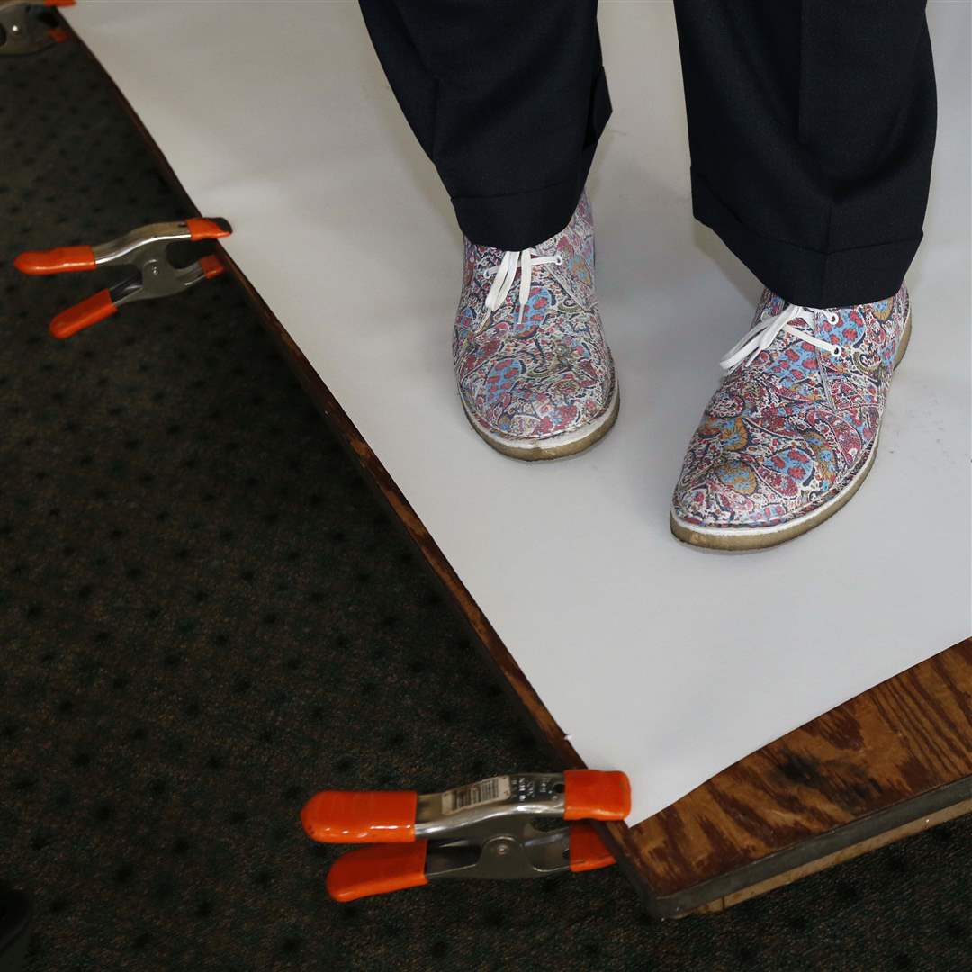 SOC-steppinout14p-Dave-Gierke