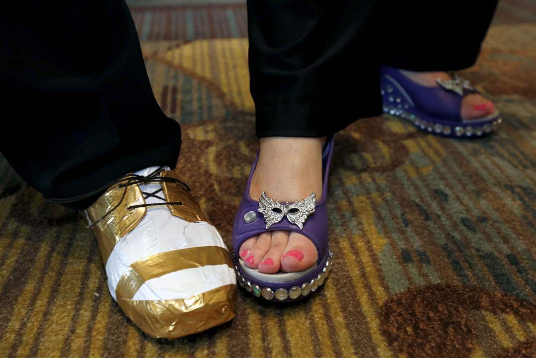 SOC-steppinout14p-John-Kufner