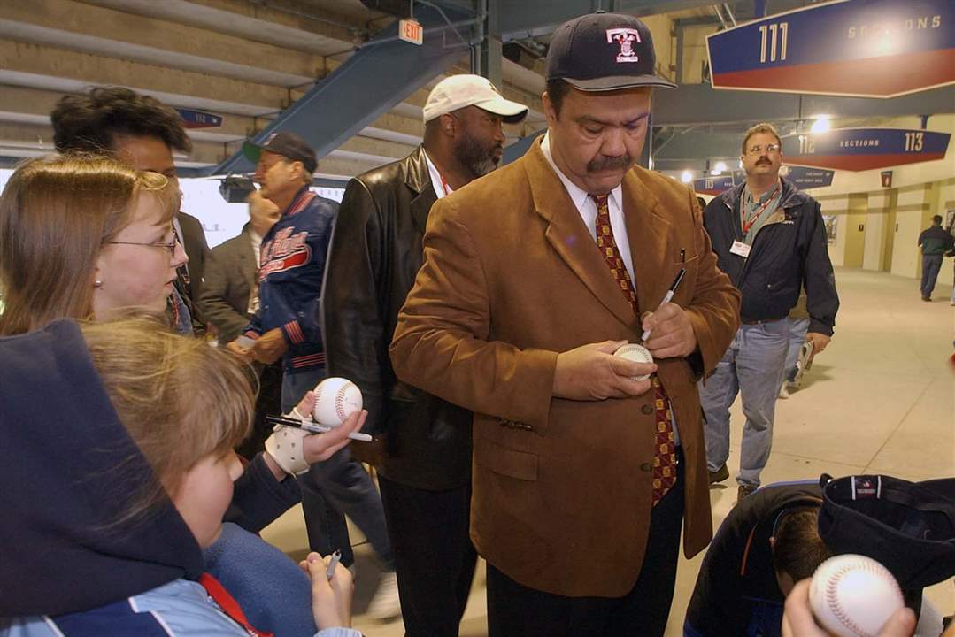 SPTS-JACK-FORD-SIGNS-Mud-Hens