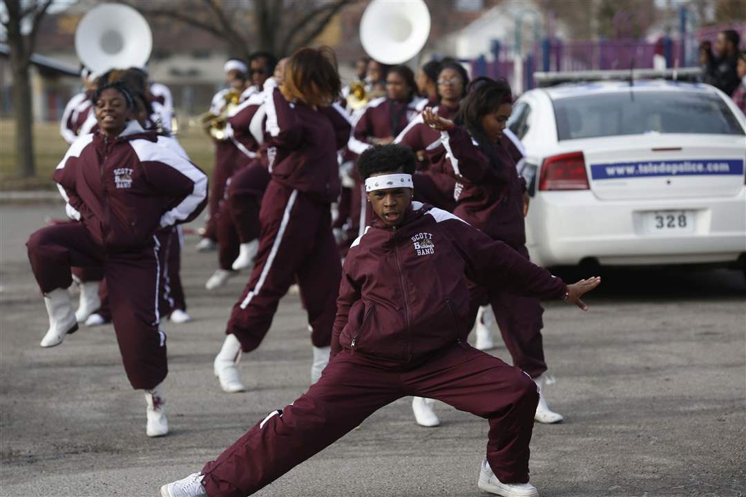 CTY-Violence31p-John-Reynolds