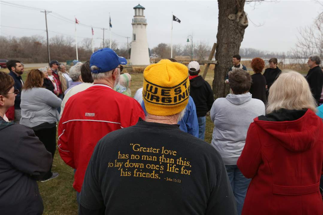 CTY-crosswalk04p-Gary-Miller