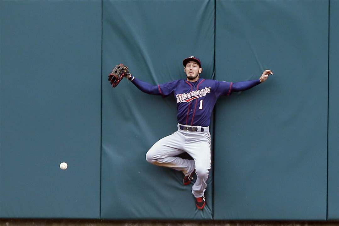 APTOPIX-Twins-Tigers-Baseball-Schafer