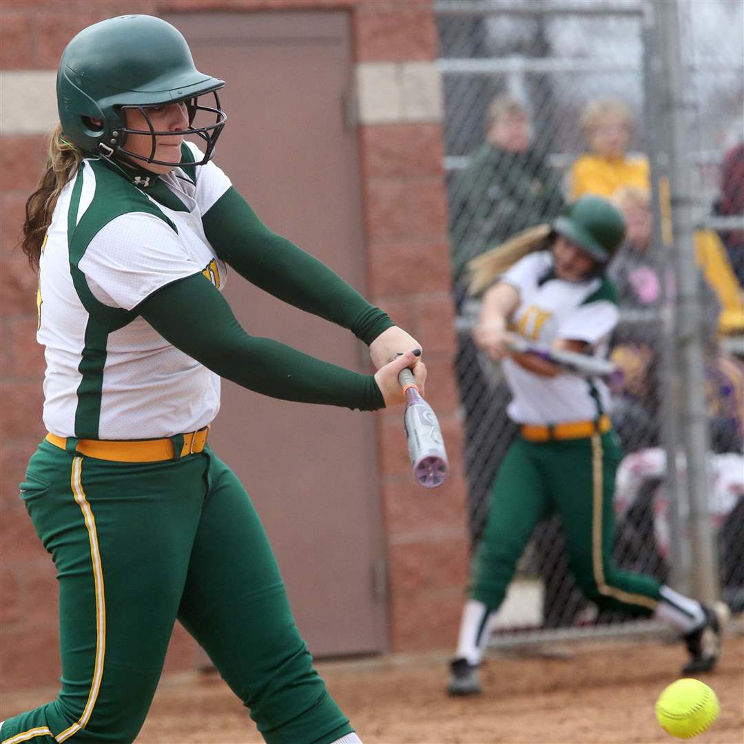 Springfieldsoftball09p-Clay-s-Jamie-Miller