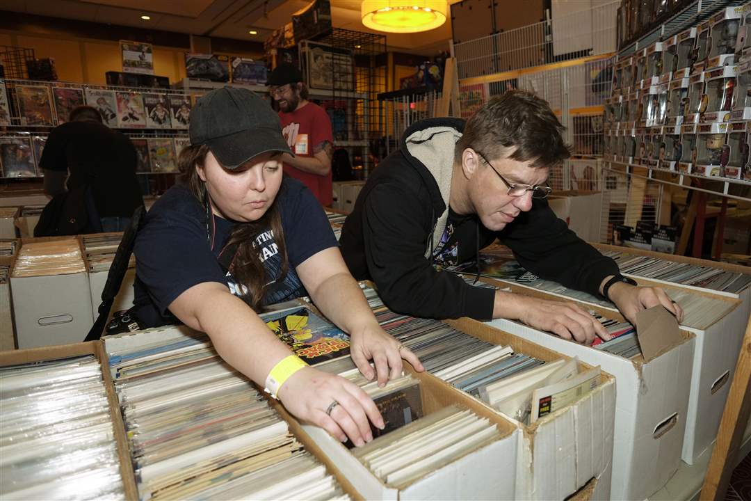 CTY-fantasticon12p-Abigail-and-Jake-Hickey