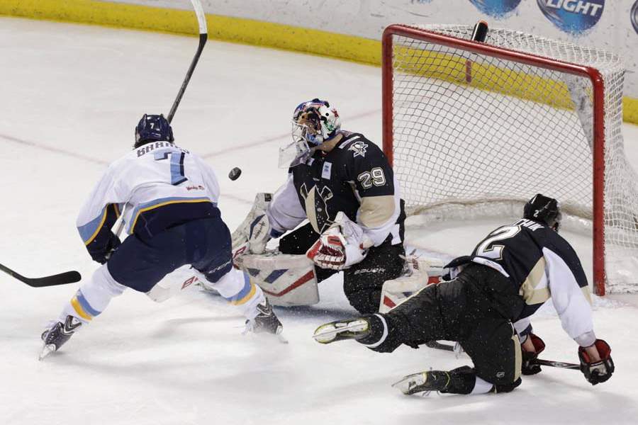 SPT-Walleye17p-barnes-stopped-by-palazzese