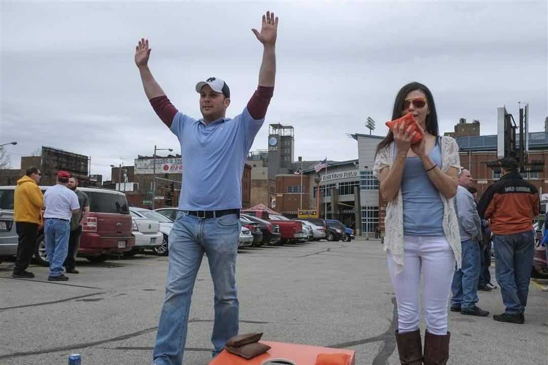 SPT-Hens17p-Colin-Brennan