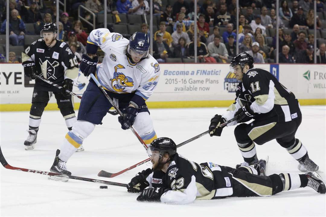 SPT-Walleye17p-Riley-Brace