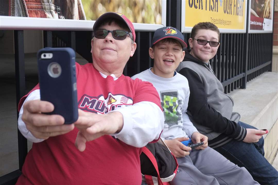 SPT-Hens17p-Shearman-selfie