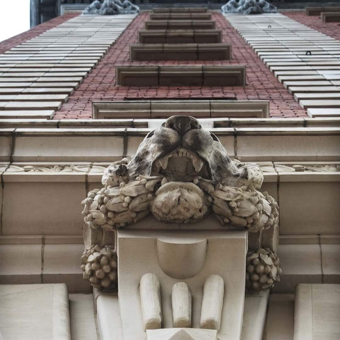 MAG-Gargoyles-425-Jefferson-Avenue-lion