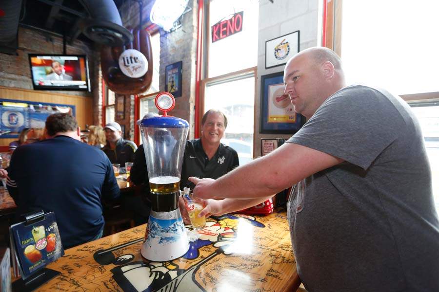 SOC-henssociety16p-Mike-Pruss-left-and-Michael-Sass