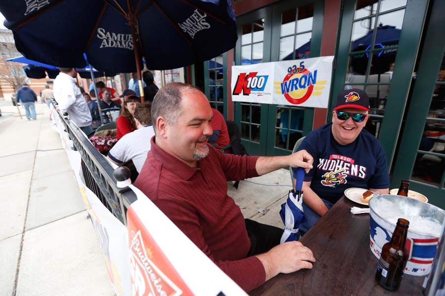 SOC-henssociety16p-Phillip-Blossom-and-Wayne-Doble