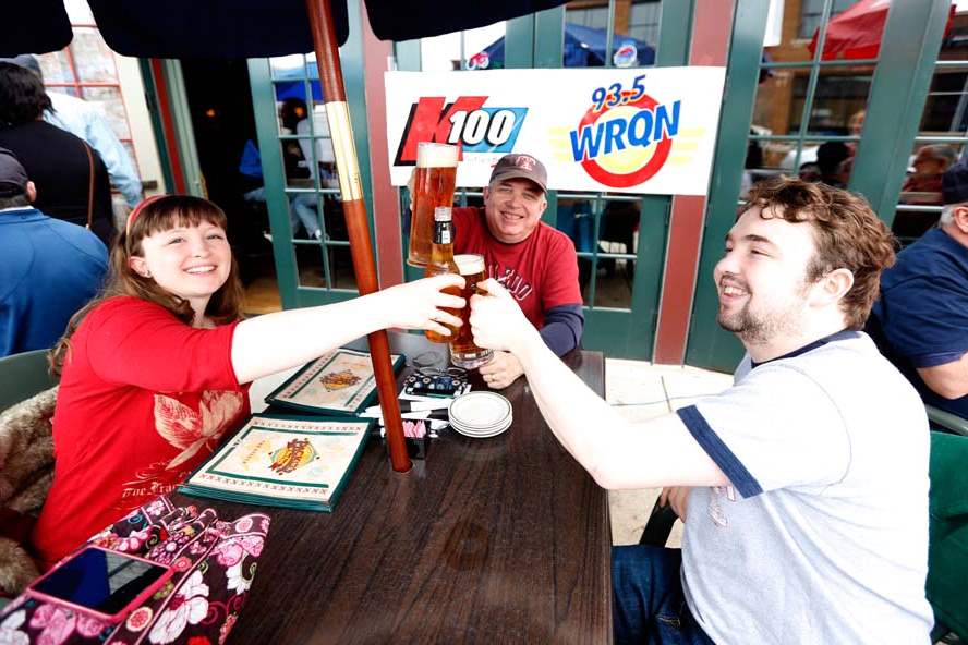 SOC-henssociety16pcaitlin-michael-trevor-malone