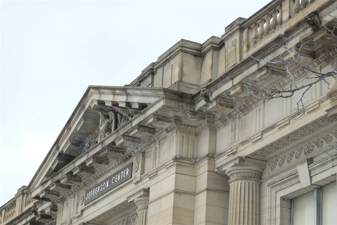 MAG-Gargoyles-Jefferson-Center