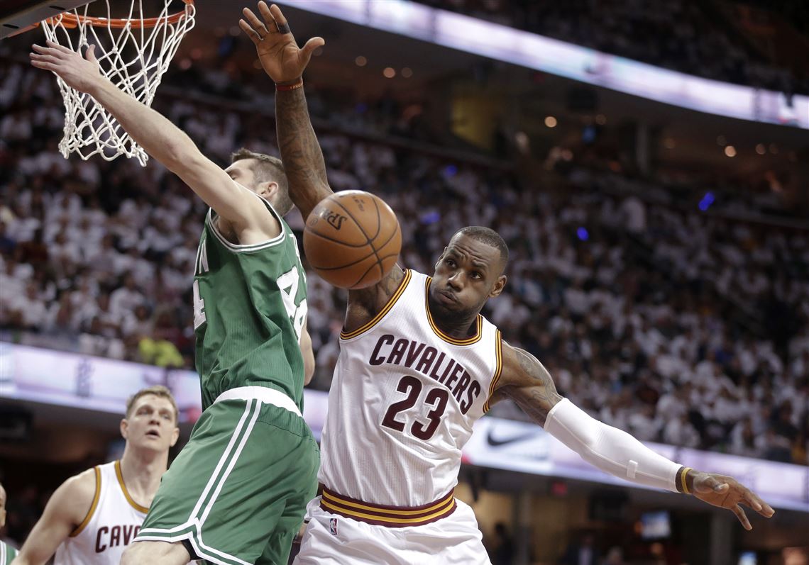 LeBron scores 30, Cavaliers hold off Celtics in Game 2 | The Blade, image size:1140x797