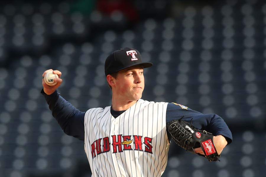 Hens24p-melville-first-inning