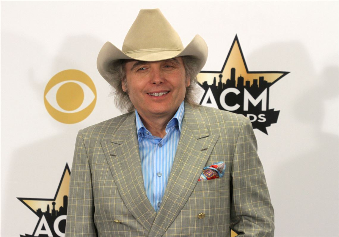 Dwight Yoakam Leans On Vintage For New Album The Blade
