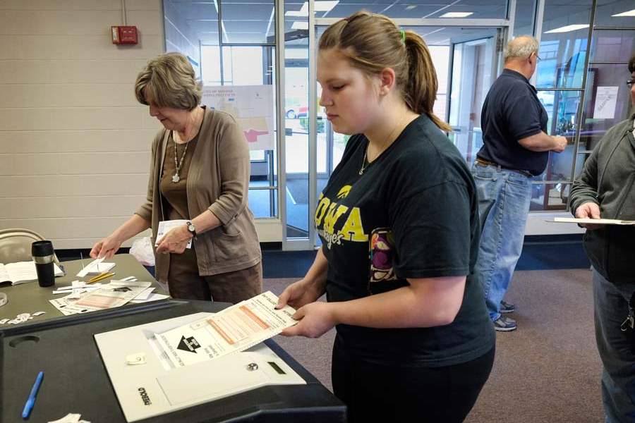 CTY-michiganvotes05p-Christyne-Hilken-monroe