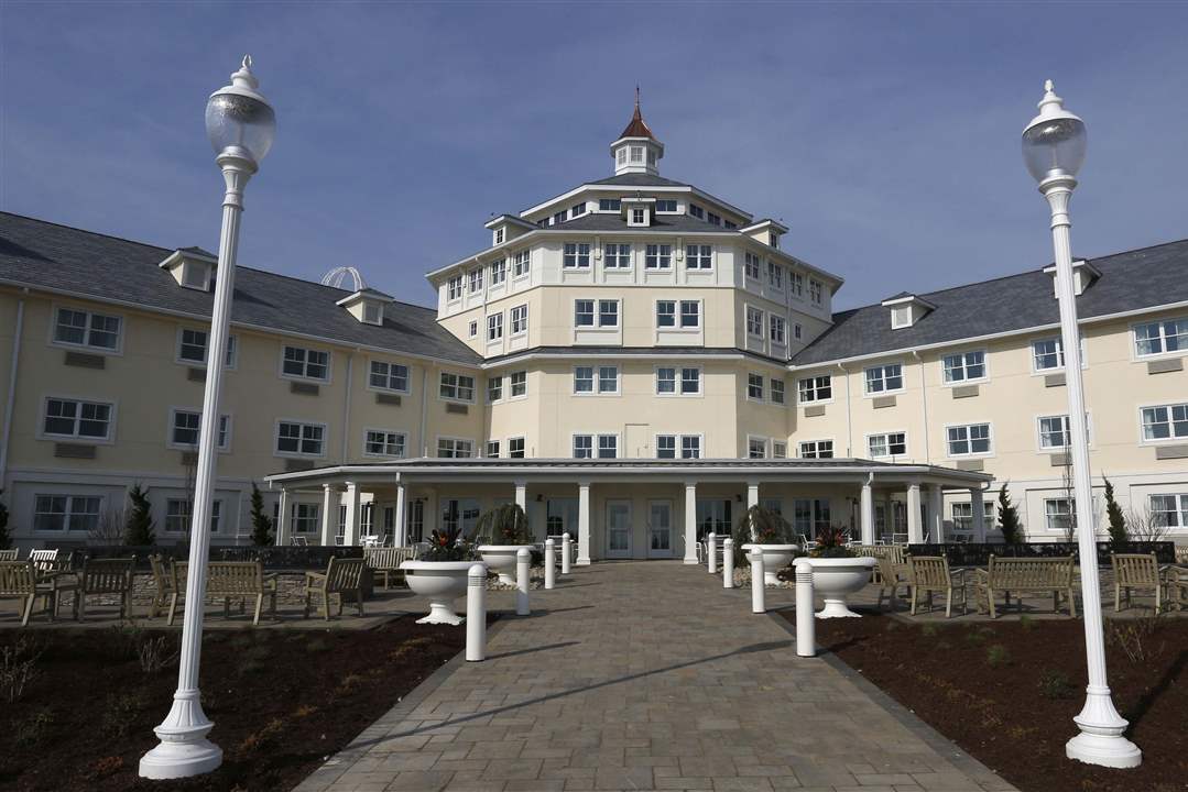 BIZ-POINT09p-Breakers