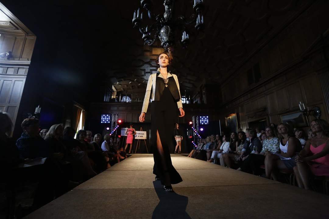 SOC-phasion29p-Megan-Mockensturm