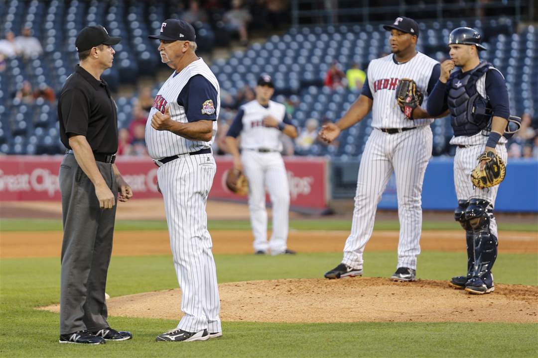 SPT-Hens19p-Carlos-Torres