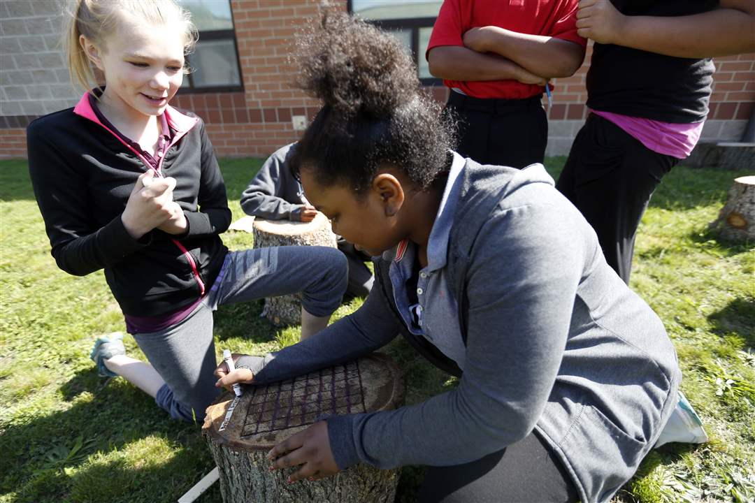 FEA-CHASEGARDEN14P-Amarie-Smith