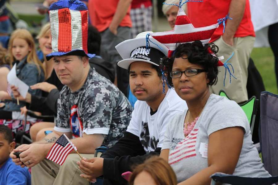 PBGparade26p-roger-doug-and-candice-cyrus