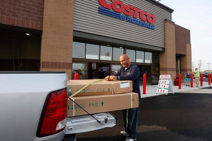 BIZ-costco11p-Ahmed-Haidar-horizontal