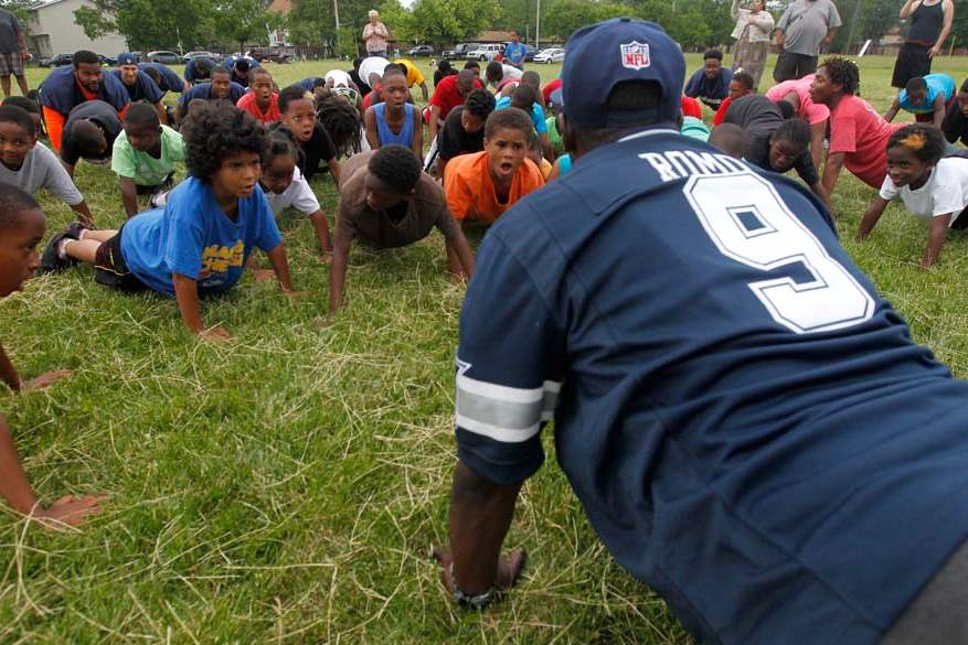 SPT-Minorleaguefootball18p-JAMARR-BLACK