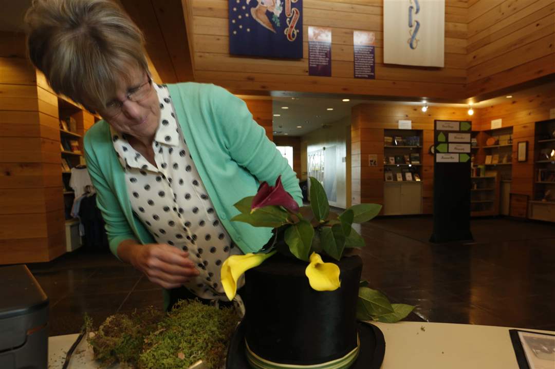 MAG-arrange01p-Colleen-McGoldrick