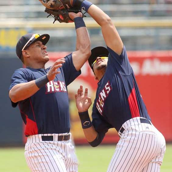 Hens02p-MARTE-COLLIDE-WITH-MACHADO