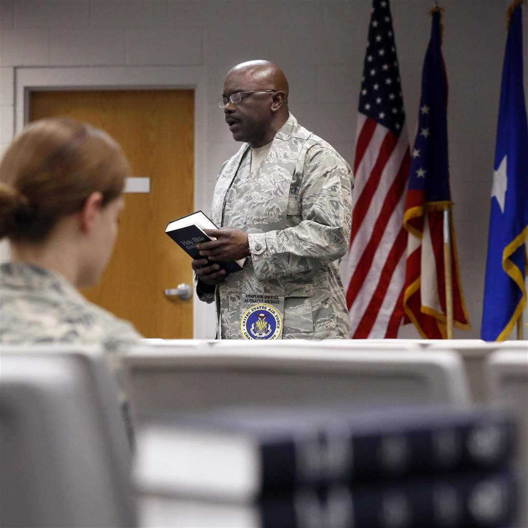 REL-Chaplains04-leading