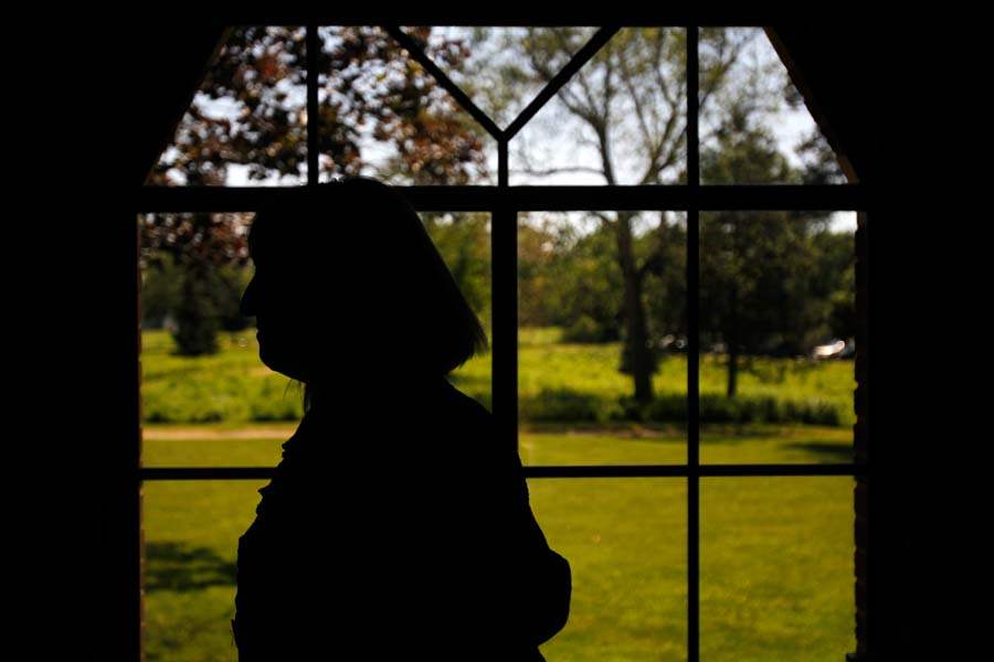 IHMGREEN10p-motherhouse-windows