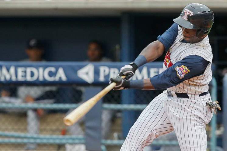 SPT-Hens08p-Trayvon-Robinson