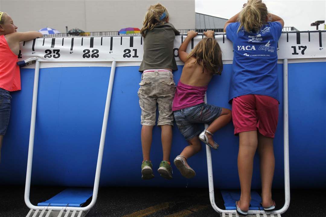 AIRDOGS12p-Brooke-Lowry