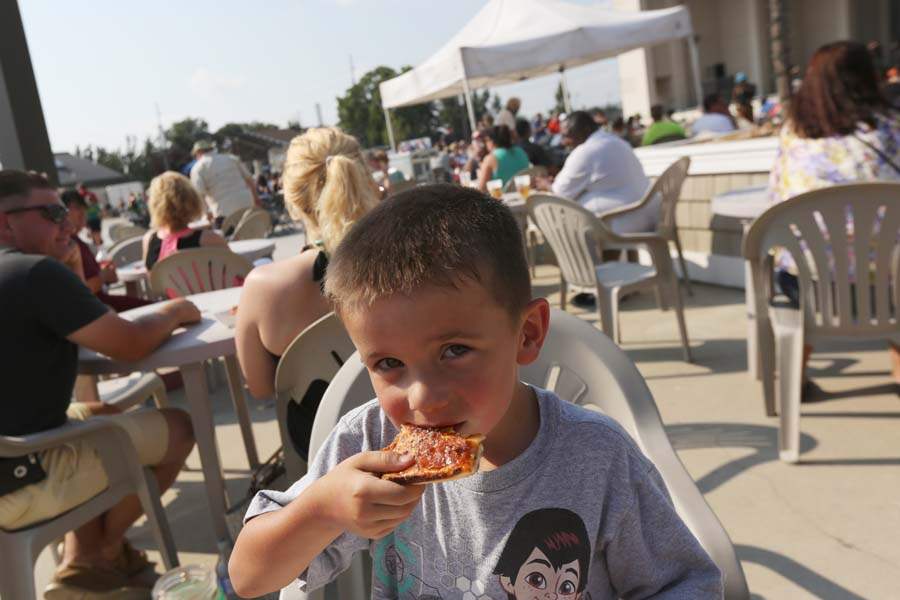 pizza26p-mason-douget